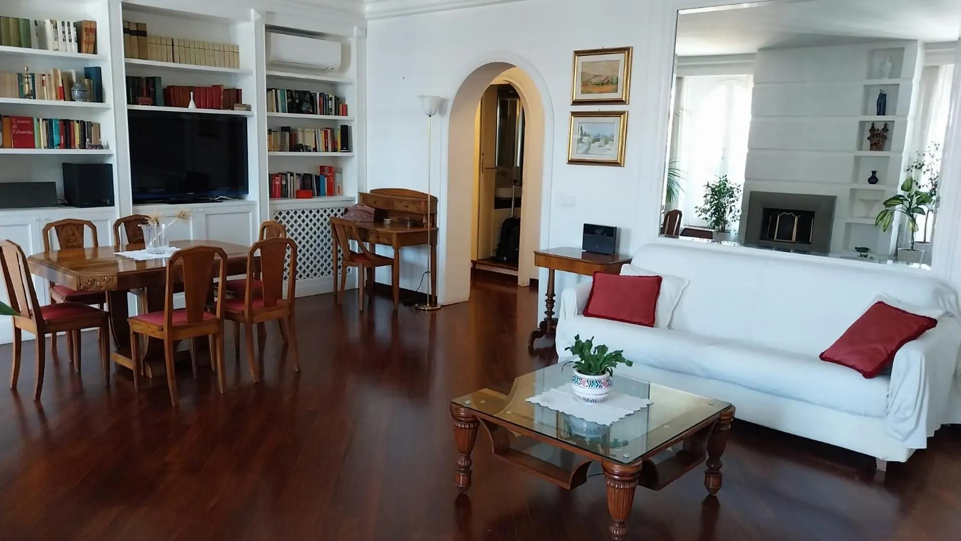 Urbanflat Colosseum Rome Apartment
